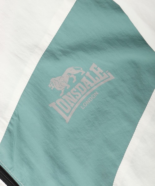 LONSDALE（ロンズデール）の「LONSDALE 裏メッシュ ナイロンワッシャー ジャケット クレイジー切替 ジャンパー（ナイロンジャケット・メンズ・ブラック/ホワイト/ブルーグリーン・M/L/LL）」の19枚目の写真