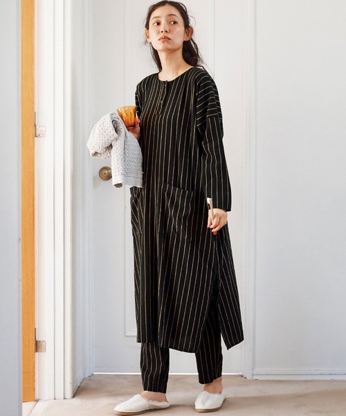 and myera（アンド マイラ）の「ａｎｄ　ｍｙｅｒａストライプのナイトウェア（ルームウェア/パジャマ・レディース・ブラック系その他・MEDIUM/LARGE/X-LARGE/SMALL）」の4枚目の写真