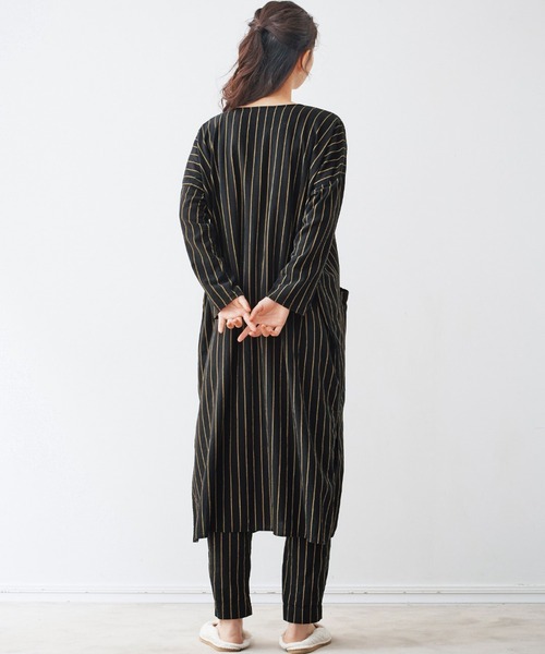 and myera（アンド マイラ）の「ａｎｄ　ｍｙｅｒａストライプのナイトウェア（ルームウェア/パジャマ・レディース・ブラック系その他・MEDIUM/LARGE/X-LARGE/SMALL）」の10枚目の写真