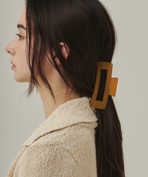 ciite'(シーテ)の「マットデザインヘアクリップ(バレッタ/ヘアクリップ・レディース・ベージュ/グレー/ブルー/グリーン/ブラック/イエロー/レッド/ピンク/ダークグリーン・FREE)」の22枚目の写真