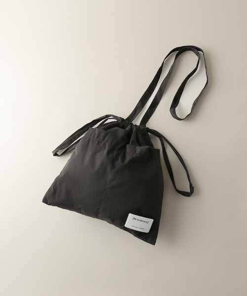 B.C STOCK(ベーセーストック)の「【NORDINARY/ノーディナリー】別注 KINCHYAKU(ショルダーバッグ・メンズ・ブラック/ベージュ・FREE)」の2枚目の写真