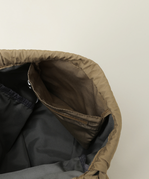 B.C STOCK(ベーセーストック)の「【NORDINARY/ノーディナリー】別注 KINCHYAKU(ショルダーバッグ・メンズ・ブラック/ベージュ・FREE)」の9枚目の写真