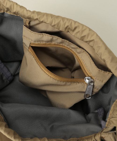 B.C STOCK(ベーセーストック)の「【NORDINARY/ノーディナリー】別注 KINCHYAKU(ショルダーバッグ・メンズ・ブラック/ベージュ・FREE)」の10枚目の写真