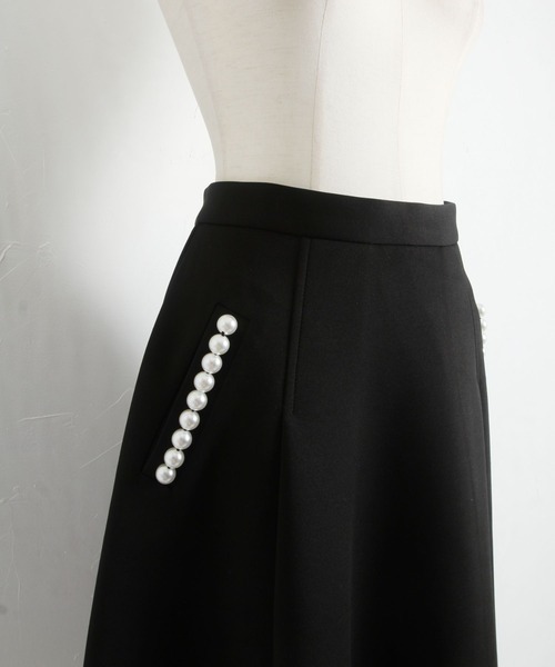 tocco closet（トッコ　クローゼット）の「ポケットパール付きダイバータックフレアスカート（スカート・レディース・ブラック/ベージュ/ネイビー・M）」の21枚目の写真