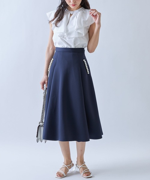 tocco closet（トッコ　クローゼット）の「ポケットパール付きダイバータックフレアスカート（スカート・レディース・ブラック/ベージュ/ネイビー・M）」の22枚目の写真