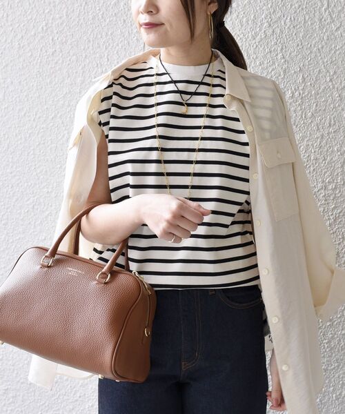 SHIPS（シップス）の「ALBINI オーガニックコットンボーダープルオーバー◆（Tシャツ/カットソー・レディース・ブラック/ベージュ/ブルー・ONE SIZE）」の21枚目の写真
