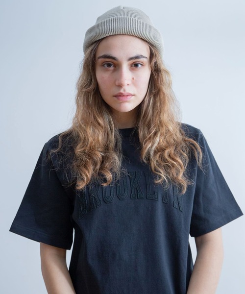 Universal Style Wear(ユニバーサルスタイルウェア)の「Universal Style Wear フェルト カレッジ Tシャツ(Tシャツ/カットソー・メンズ・ネイビー/ブラック/オフホワイト/ブルーグレー・X-LARGE/LARGE/MEDIUM)」の15枚目の写真