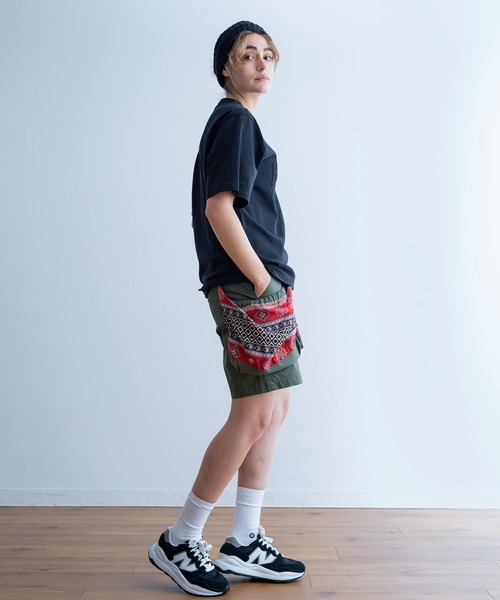 Universal Style Wear(ユニバーサルスタイルウェア)の「Universal Style Wear フェルト カレッジ Tシャツ(Tシャツ/カットソー・メンズ・ネイビー/ブラック/オフホワイト/ブルーグレー・X-LARGE/LARGE/MEDIUM)」の8枚目の写真