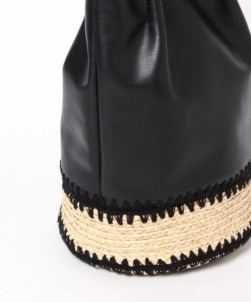 LEPSIM（レプシィム）の「ラフィアフェイクレザーコンビBAG　269160（かごバッグ・レディース・ブラック/アイボリー・ONE SIZE）」の14枚目の写真