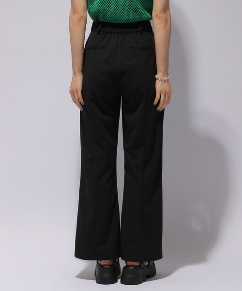 HYKE ワイドフレアスラックスパンツ モード ブラック/BZ59 HYKE ワイドフレアスラックスパンツ モード ブラック/BZ59