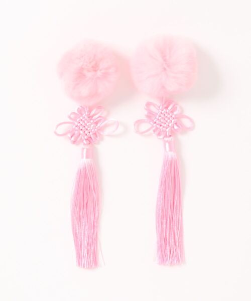 BODYLINE(ボディライン)の「チャイナドレスに合わせたい 選べる4color タッセル付きぽんぽんヘアクリップ(コスチューム/パーティーグッズ・レディース・レッド/ピンク/ホワイト×レッド/ホワイト×ピンク・FREE)」の10枚目の写真