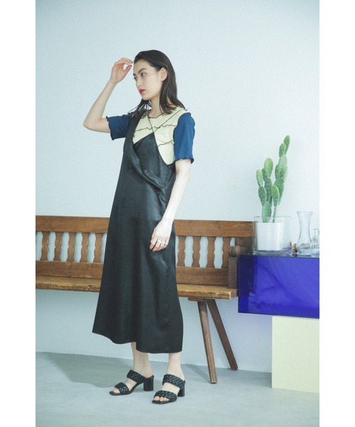 mici（ミチ）の「(mici)キャミソールドレス（ワンピース・レディース・ベージュ/ブラック・ONE SIZE）」の3枚目の写真