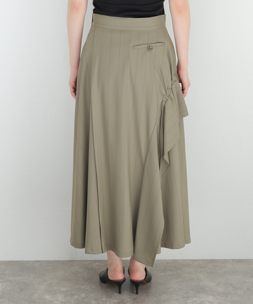VERMEIL par iena（ヴェルメイユパーイエナ）の「【UJOH/ウジョー】Tape Gatherd スカート（スカート・レディース・グリーン・SMALL/MEDIUM）」の17枚目の写真