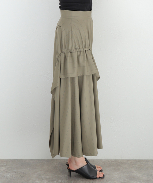 VERMEIL par iena（ヴェルメイユパーイエナ）の「【UJOH/ウジョー】Tape Gatherd スカート（スカート・レディース・グリーン・SMALL/MEDIUM）」の18枚目の写真