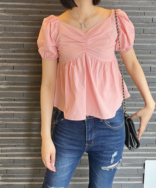 Twinkle;pm(トゥインクルピーエム)の「シャーリングギャザーTOPS(シャツ/ブラウス・レディース・ブラック/ベージュ/ピンク/イエロー・FREE)」の10枚目の写真