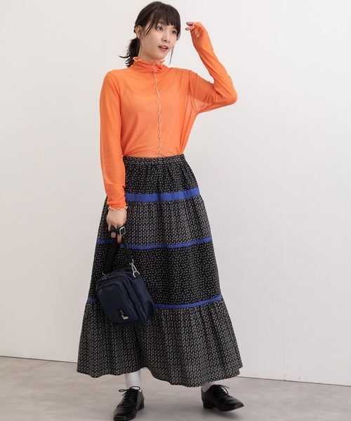 POU DOU DOU(プードゥドゥ)の「シアータートルトップス(Tシャツ/カットソー・レディース・ブルー/アイボリー/グリーン/オレンジ/ブラック・3)」の15枚目の写真