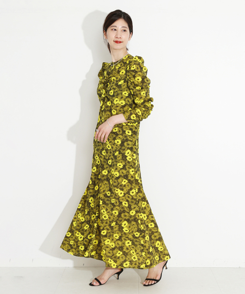 VERMEIL par iena トーンフラワーギャザーワンピース VERMEIL par iena（ヴェルメイユパーイエナ）の「トーンフラワー