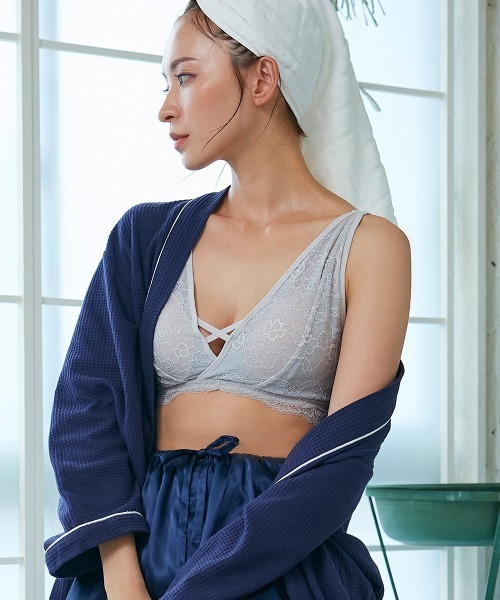 izumi BODY LABO（イズミボディラボ）の「ナイトブラ（ナイトブラ・レディース・ライトグレー/ブラック/ネイビー/ローズ・L/LL/S/M）」の19枚目の写真