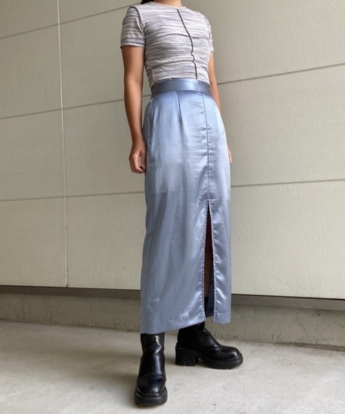 AMAIL(アマイル)の「Shiny slit midi skirt(スカート・レディース・グリーン/ブルー・FREE)」の4枚目の写真