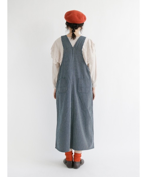 Samansa Mos2(サマンサ モスモス)の「【ETHICAL CRAFTS】オーガニックコットン混ジャンスカ(ジャンパースカート・レディース・ネイビー/ブルー・フリ-)」の11枚目の写真