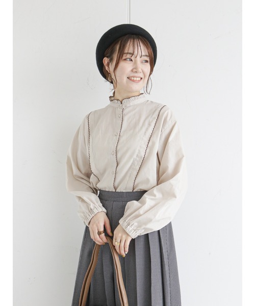 ehka sopo（エヘカソポ）の「配色フリル衿ブラウス（シャツ/ブラウス・レディース・ベージュ/オフホワイト/キナリ・ﾌﾘ-）」の7枚目の写真