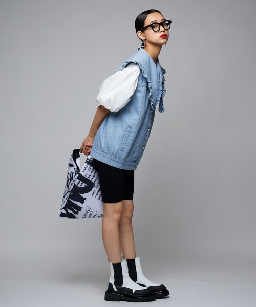 Narcissus(ナルシス)の「【WEBSTORE 限定商品】フリルカラーデニムジャケット(デニムジャケット・レディース・ブルー・FREE)」の7枚目の写真