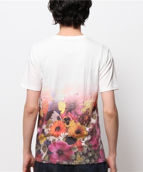 VENCEEXCHANGE（ヴァンスエクスチェンジ）の「R 花柄グラデーションTシャツ         （Tシャツ/カットソー・メンズ・オフホワイト・SMALL/LARGE/MEDIUM）」の4枚目の写真