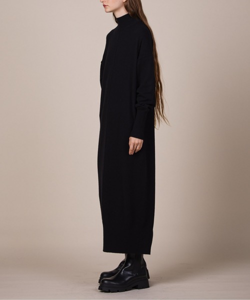 ReNorm（リノーム）の「ハイネックニットワンピース（ワンピース・レディース・モカ/ブラック/オフホワイト・S/M）」の15枚目の写真