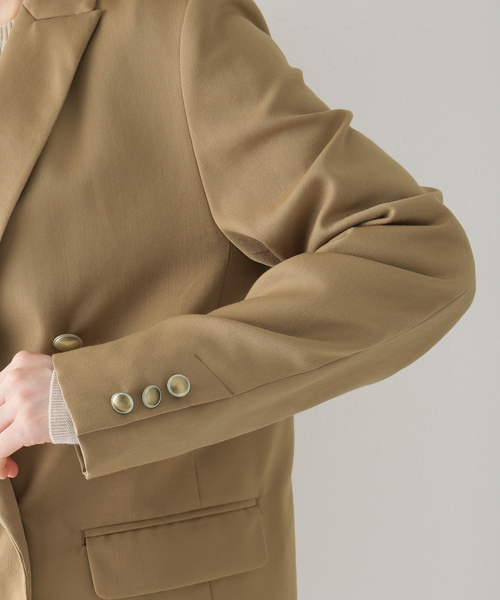 Noble（ノーブル）の「プレーンピークドラペルダブルジャケット