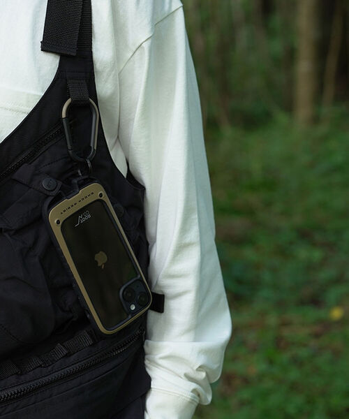 bpr BEAMS(ビーピーアール ビームス )の「ROOT CO. / GRAVITY Shock Resist Case +Hold. iPhone14 ケース(スマホケース/カバー・メンズ・オリーブ/ライトブラウン/ブラック・ONE SIZE)」の9枚目の写真