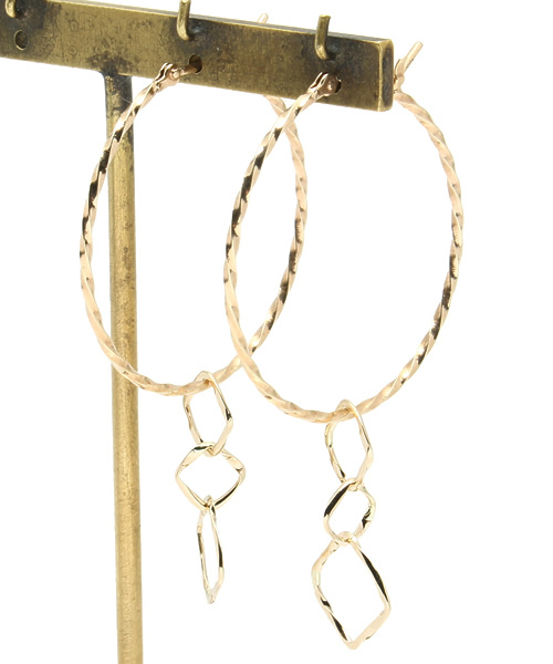 agete（アガット）の「K10ピアスチャーム（10152117055）（チャーム