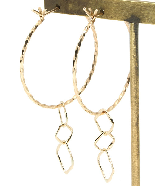 agete（アガット）の「K10ピアスチャーム（10152117055