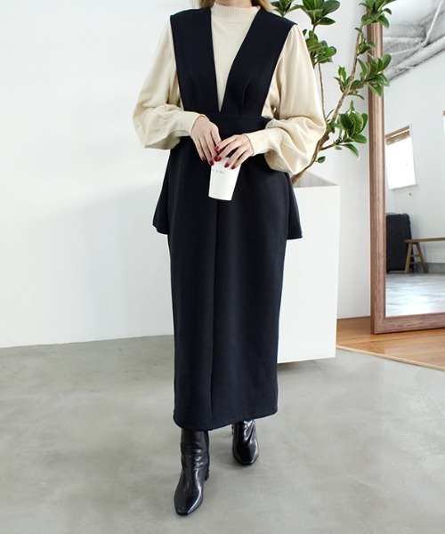 MODE ROBE(モードローブ)の「ポンチョジャンパースカート(ジャンパースカート・レディース・ブラック・FREE)」の1枚目の写真