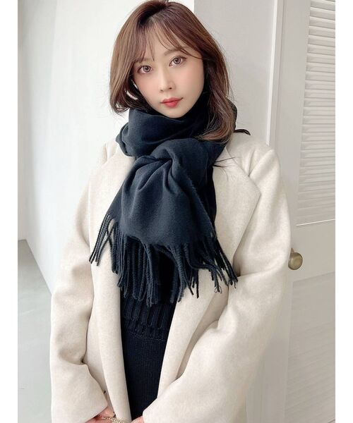 RESEXXY（リゼクシー）の「ウォーム大判ストール（ストール/ショール・レディース・ブラック/ベージュ/アイボリー・FREE）」の5枚目の写真