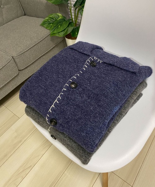 Couleur Meler(クルールメリー)の「Couleur Meler sakasa hand stitch knit cardigan(カーディガン/ボレロ・メンズ・チャコールグレー/ブルー・MEDIUM/LARGE)」の19枚目の写真