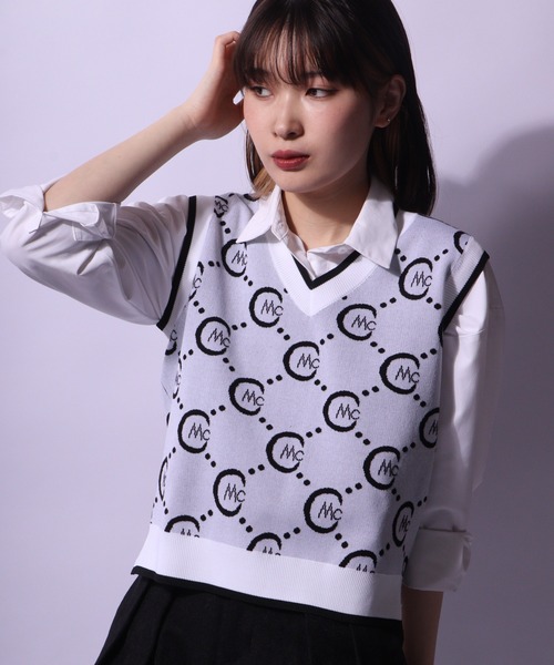 CECIL McBEE(セシルマクビー)の「CECIL McBEE green オールオーバーベスト GOLF(ベスト・レディース・ブラック/ホワイト・1/2)」の9枚目の写真