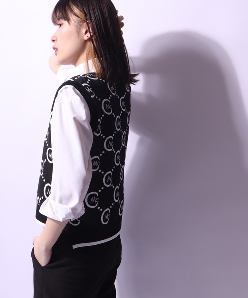 CECIL McBEE(セシルマクビー)の「CECIL McBEE green オールオーバーベスト GOLF(ベスト・レディース・ブラック/ホワイト・1/2)」の18枚目の写真
