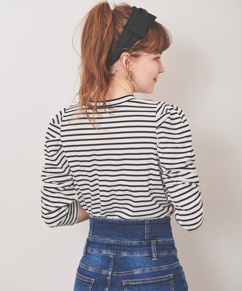 31 Sons de mode(トランテアン ソン ドゥ モード)の「ロゴロングスリーブTシャツ(Tシャツ/カットソー・レディース・オフホワイト/ブラック×ホワイト・36)」の9枚目の写真