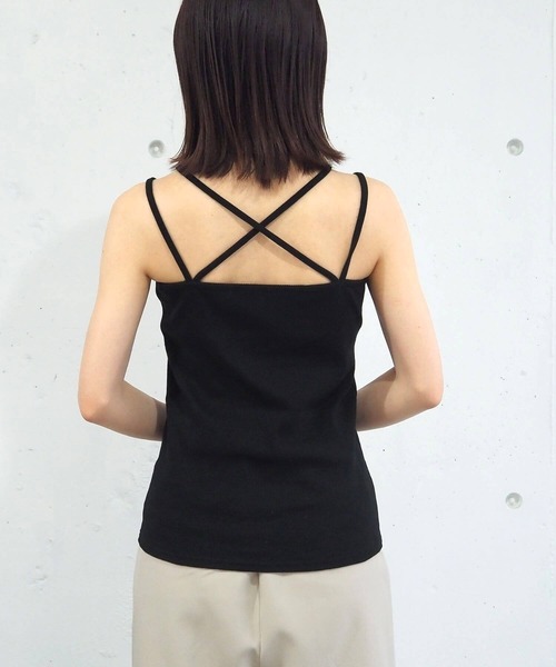 tiptop（ティップトップ）の「【選べる2サイズ/web限定カラーあり】カップ付きホルターキャミソール（キャミソール・レディース・オレンジ/グリーン/オフホワイト/ブラック/A/グリーン系その他/ブルー/チャコールグレー/レッド・FREE/SHORT）」の22枚目の写真