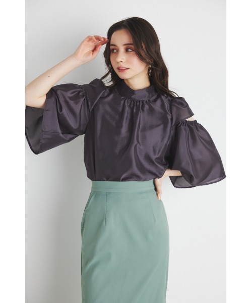 rienda(リエンダ)の「スラッシュアームブラウス 春服(シャツ/ブラウス・レディース・ブルー系その他3/ブラック系その他/ライトイエロー/グレー・FREE)」の3枚目の写真