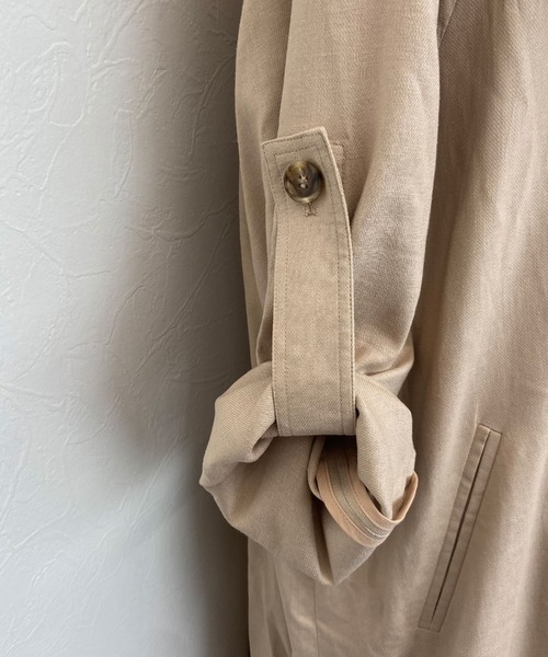 Doux archives(ドゥアルシーヴ)の「麻混BIGカラー袖折り返しコート(トレンチコート・レディース・ベージュ/アイボリー・FREE)」の21枚目の写真