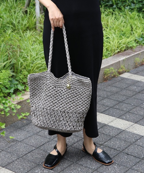 Bermosa（ベルモサ）の「かご編み トートバッグ かごバッグ（かごバッグ・レディース・ブラック/ベージュ/グレー/アイボリー・FREE）」の22枚目の写真