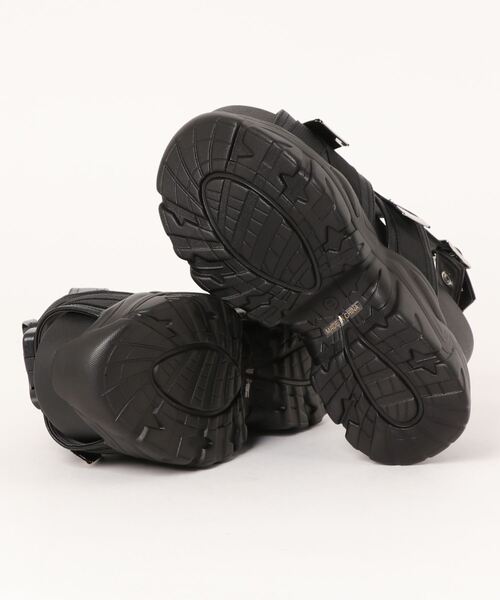 Mafmof(マフモフ)の「Mafmof(マフモフ)厚底ボリュームソールスポーツサンダル(サンダル・レディース・ブラック/ホワイト・LL/M/S/L)」の4枚目の写真