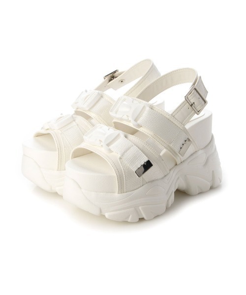 Mafmof(マフモフ)の「Mafmof(マフモフ)厚底ボリュームソールスポーツサンダル(サンダル・レディース・ブラック/ホワイト・LL/M/S/L)」の6枚目の写真