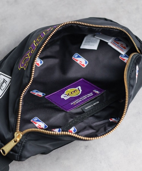 Herschel Supply（ハーシェルサプライ）の「【W】【it】【ut21】【Herschel Supply】HIP PACKS SIXTEEN（ショルダーバッグ・メンズ・その他3/その他5/その他4/その他6・FREE）」の19枚目の写真