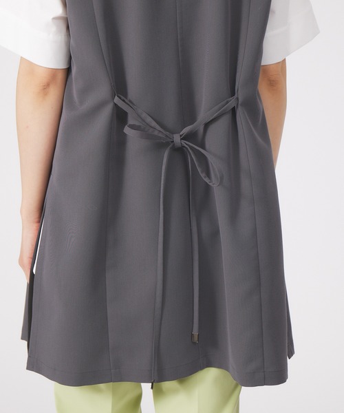 qualite（カリテ）の「《セットアップ対応》ドライクロスドレープジレ（ベスト・レディース・チャコールグレー/カーキ・フリー）」の9枚目の写真