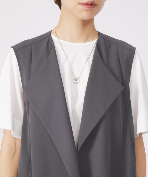 qualite（カリテ）の「《セットアップ対応》ドライクロスドレープジレ（ベスト・レディース・チャコールグレー/カーキ・フリー）」の10枚目の写真