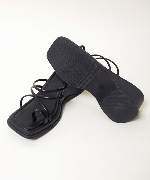 Crisp（クリスプ）の「バルキーヒールコードサンダル（サンダル・レディース・ブラック/アイボリー・36/37/38）」の21枚目の写真