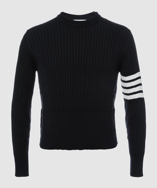THOM BROWNE(トムブラウン)の「BABY CABLE RIB STITCH CREW NECK PULLOVER IN COTTON W/ 4 BAR STRIPE NAVY1(ニット/セーター・メンズ・ライトグレー/ネイビー・1)」の2枚目の写真