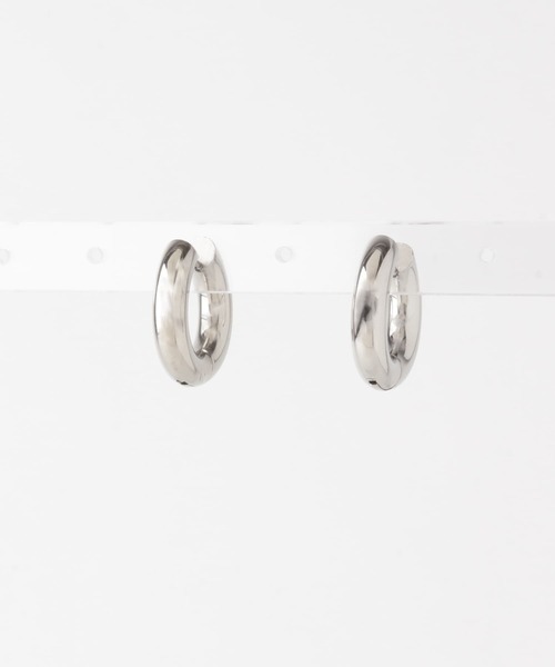 KBF(ケイビーエフ)の「ラウンドフープピアス22mm(ピアス(両耳用)・レディース・その他1/シルバー/ゴールド・ONE)」の9枚目の写真